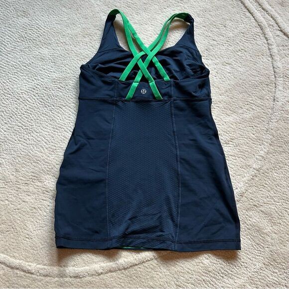 EUC Lululemon Navy and Green Striped Tank Top - Picture 3 of 4